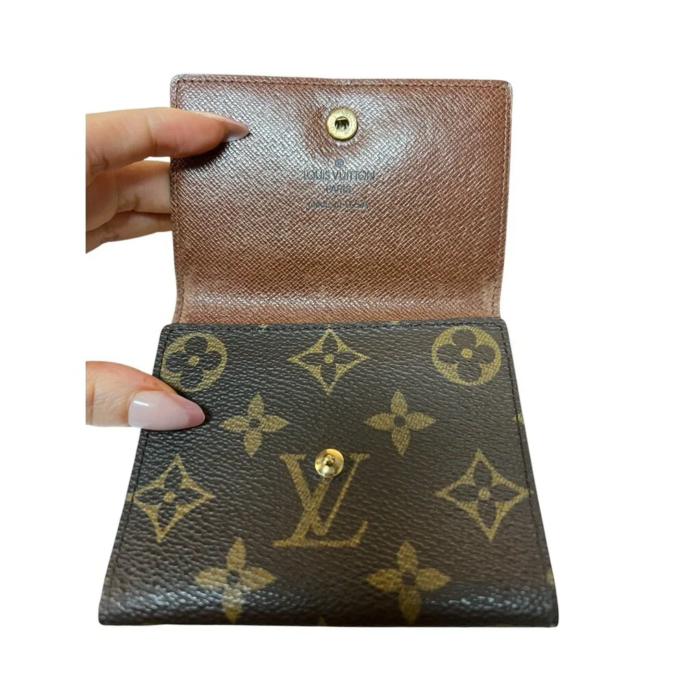 Louis Vuitton excellent pre